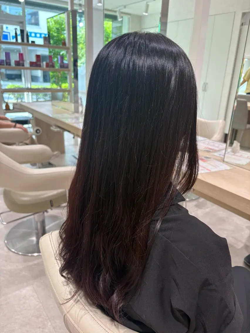 セミロング カラー レッドカラー ヘアカラー 🫧韓国風スタイル 🩵ྀི萩野 秋華のヘアスタイル