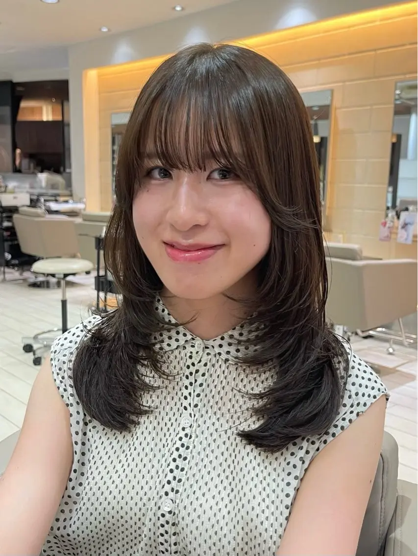 セミロング ヘアカラー トリートメント 園田 萌華のヘアスタイル