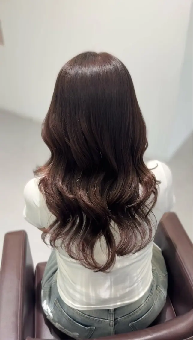 ロング ヘアカラー トリートメント ️🫧透明感カラー& 髪質改善🎀いさきのヘアスタイル