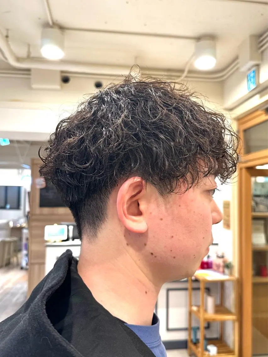 パーマ メンズ カット パーマ 岡本 葵のヘアスタイル