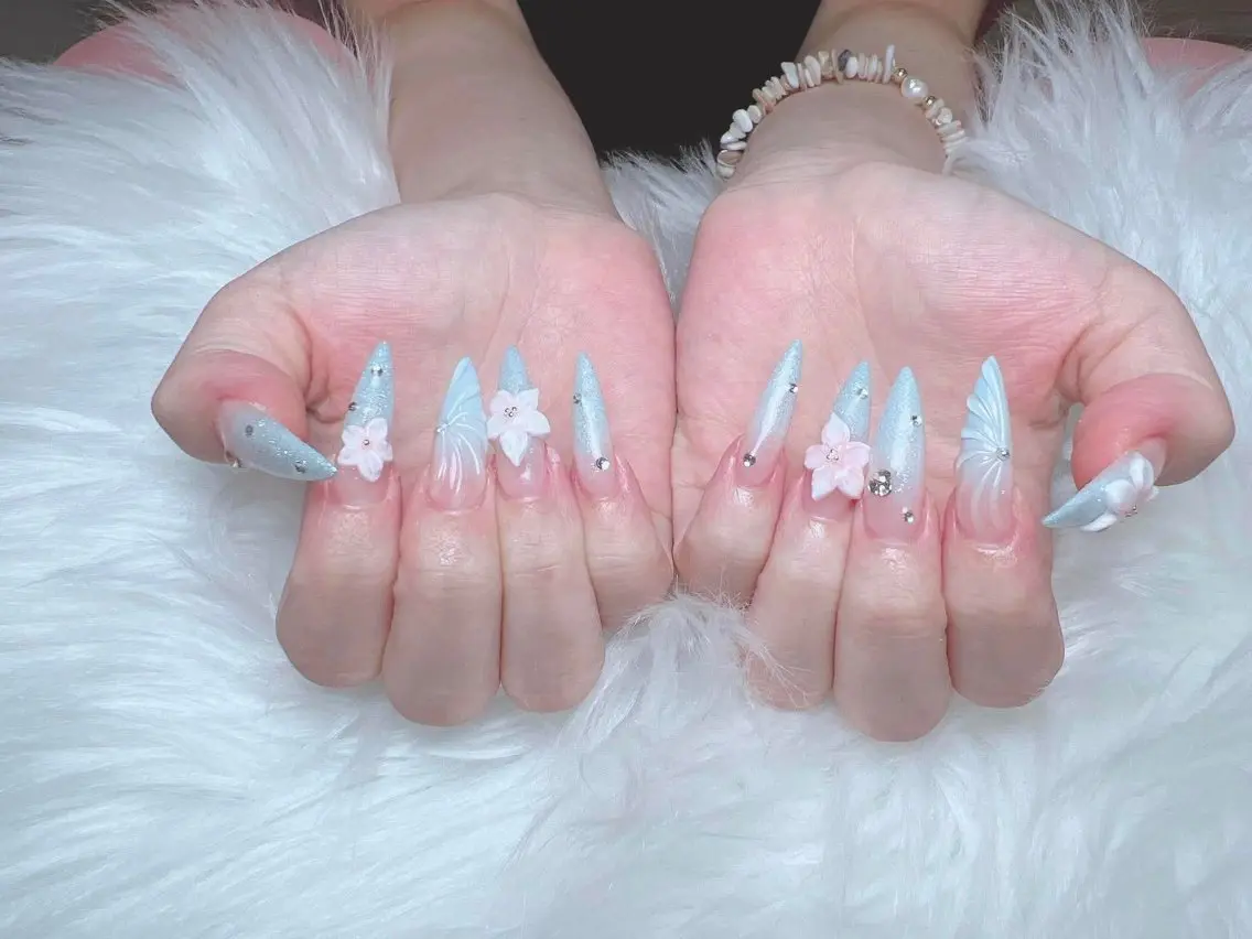 ネイル ブルー フットネイル フレンチネイル 韓国ネイル マグネットネイル ハンドネイル Hara Nail 【持ち込みOK】のネイルデザイン