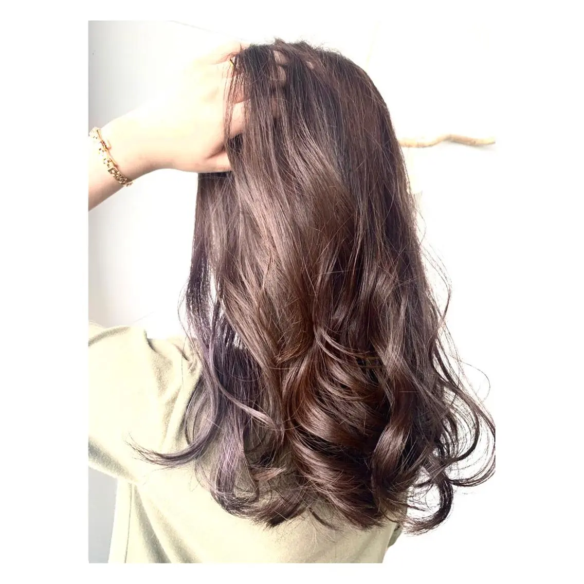 セミロング カラー RINKA 琳茄のヘアスタイル