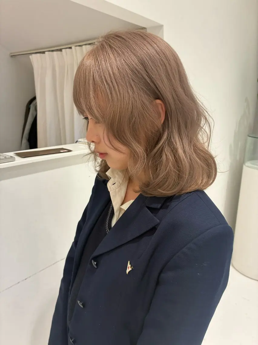 ミディアム ヘアカラー cono noughtのヘアスタイル