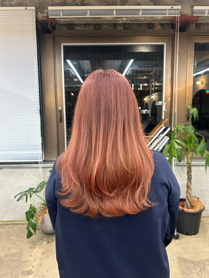 ロング サワムラ ソナタのヘアスタイル