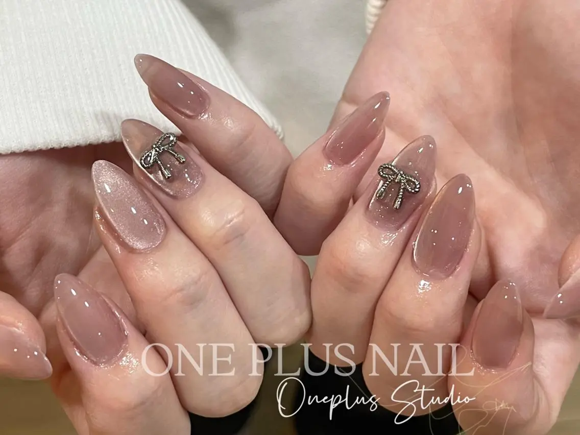 【Hand】SNSで話題マグネット1色orフラッシュネイル+2個大パーツの写真