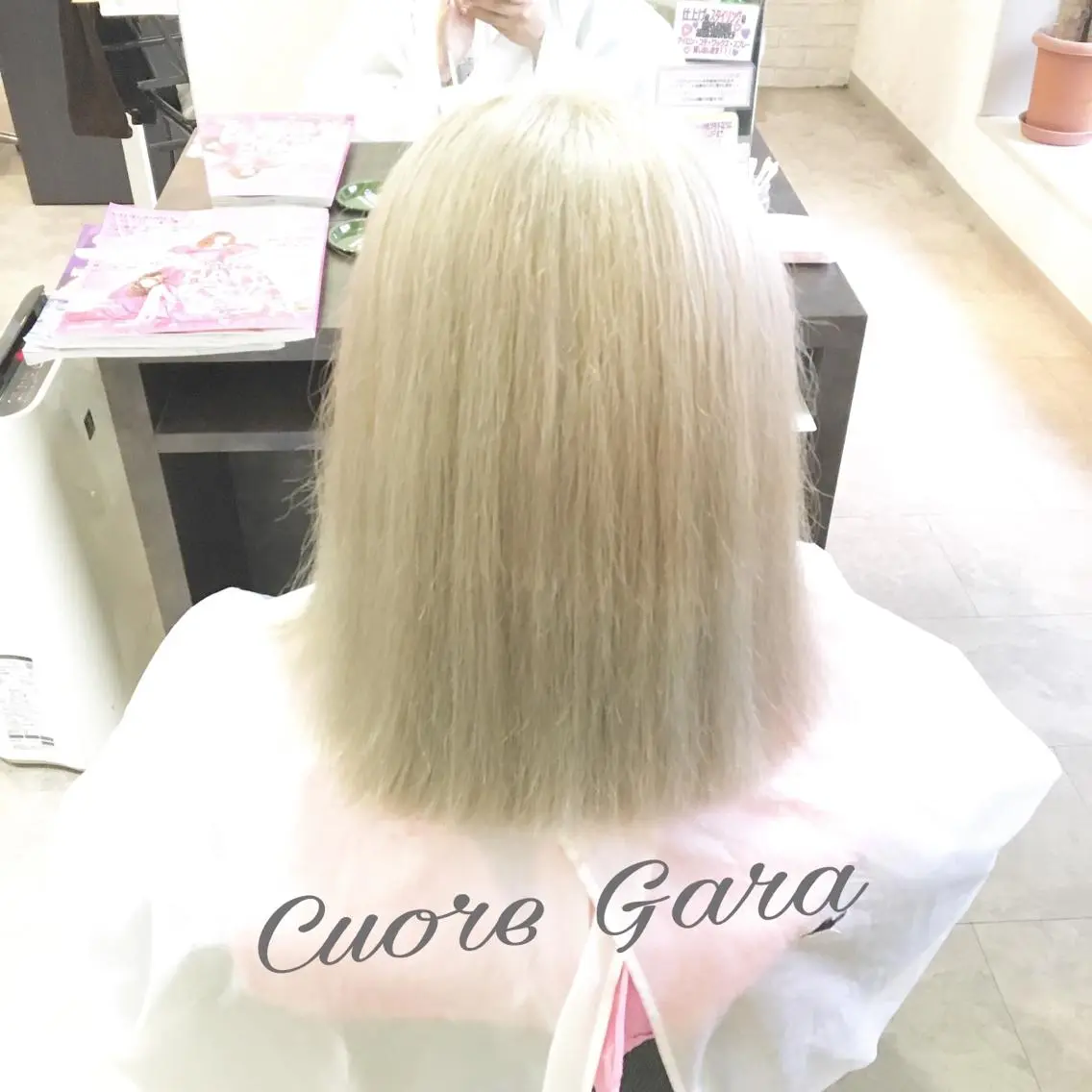 ミディアム カラー ヘアカラー トリートメント ハイトーン/ブリーチ ルミエール/新栄/栄のヘアスタイル