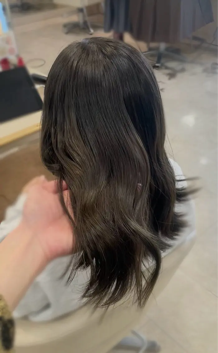 ロング シャドウパーマ／骨格 矯正カット　トモキのヘアスタイル