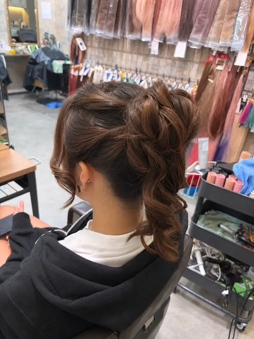 ロング ヘアアレンジ お団子ヘア ヘアセット 前田 みのりのヘアスタイル