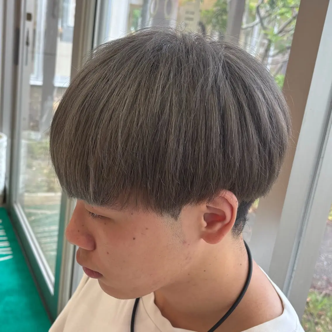 ショート 韓国風ヘア ヘアカラー 米谷 理玖のヘアスタイル
