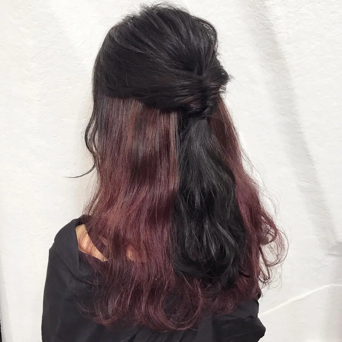 ロング カラー ヘアアレンジ インナーカラー ピンクカラー 簡単アレンジ K-POP好き美容師 🇰🇷Kai.Yのヘアスタイル
