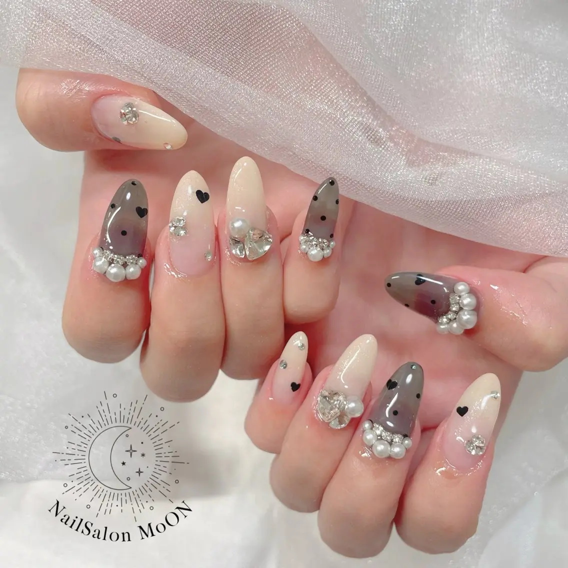 ネイル ハンドネイル ハンドケア MoON...❤︎ MeGuのネイルデザイン