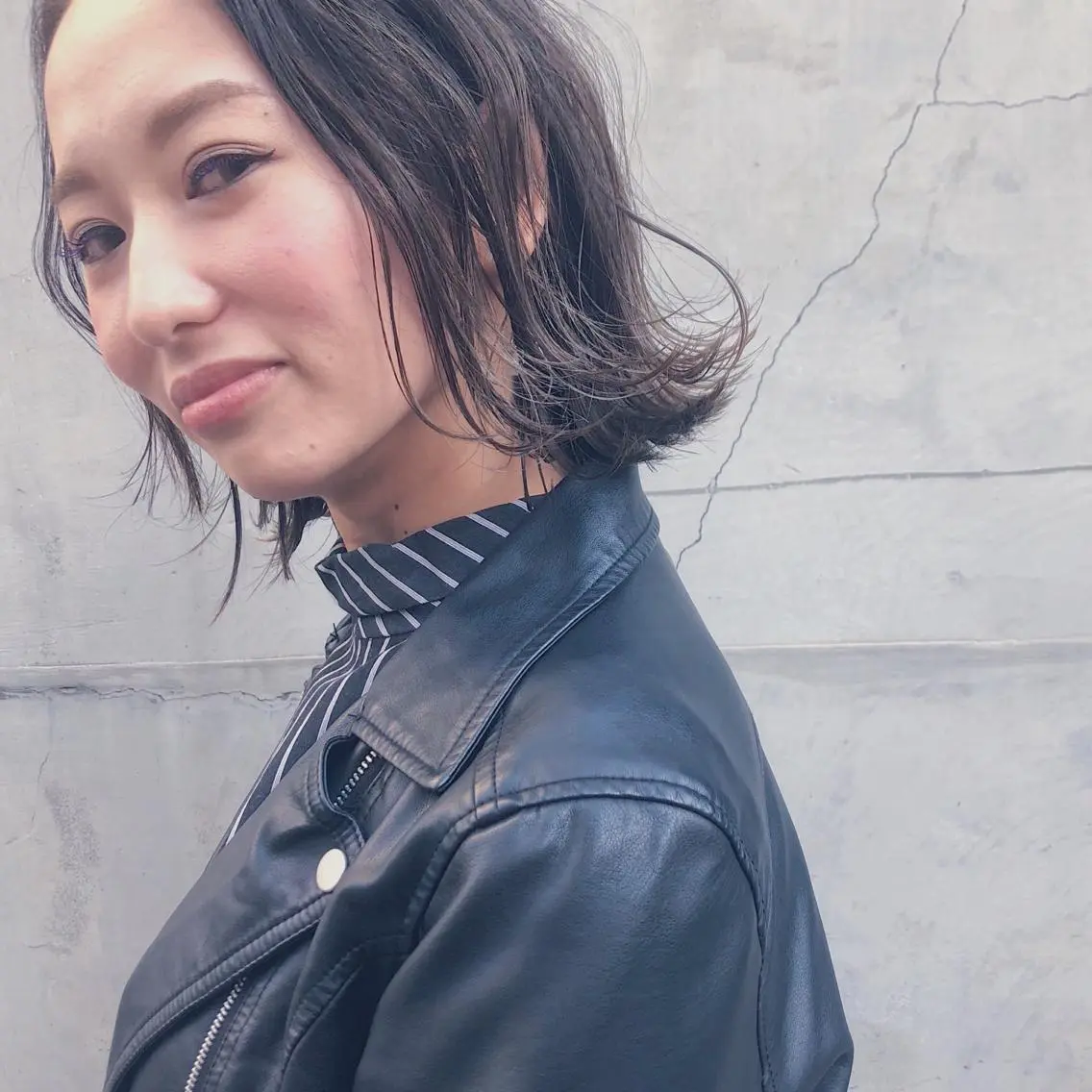 ショート カラー ボブ 顔周りカット カット ヘアカラー トリートメント 山中 直輝のヘアスタイル