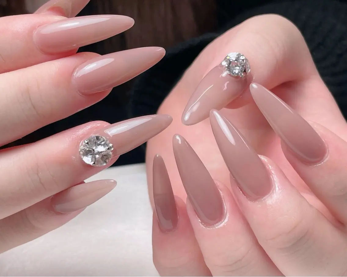 ネイル ボルドー ブラウン チークネイル 長さ出し ジェルネイル 中野駅から2分 MEO NAILのネイルデザイン