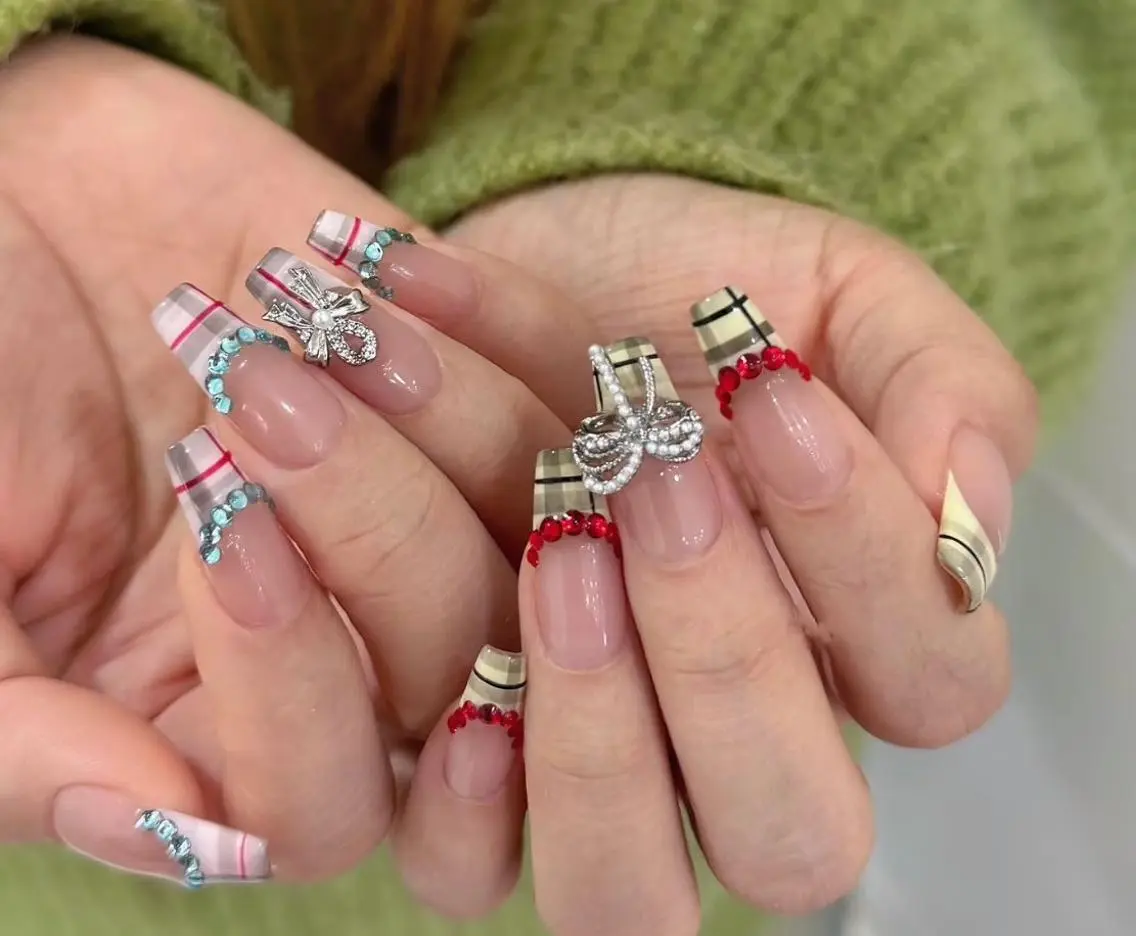 ネイル 🍑 momo_nailのネイルデザイン