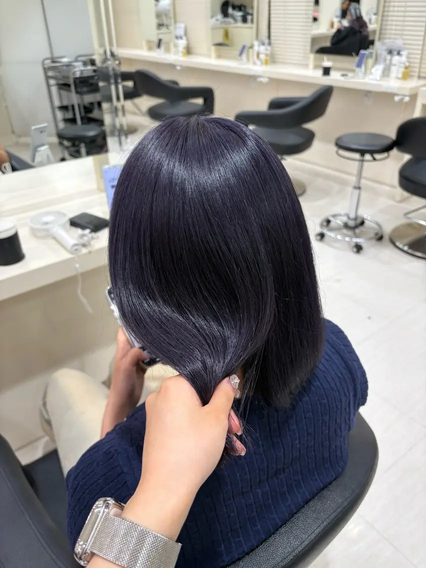 セミロング カラー ヘアアレンジ ヘアカラー 💟RINNA 艶カラー💟のヘアスタイル