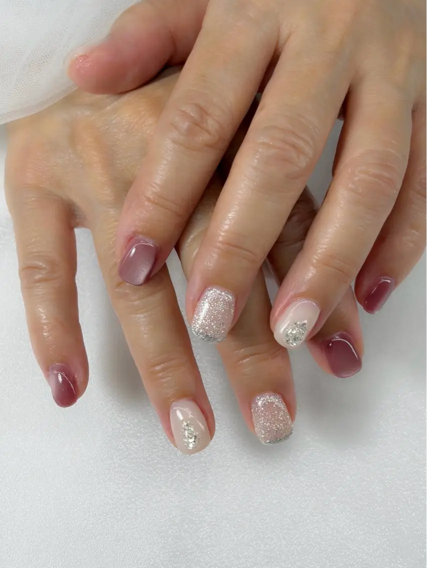ネイル フレンチネイル キラキラネイル ラメ(グリッター) マグネットネイル オフィスネイル ハンドネイル iro+ nailのネイルデザイン