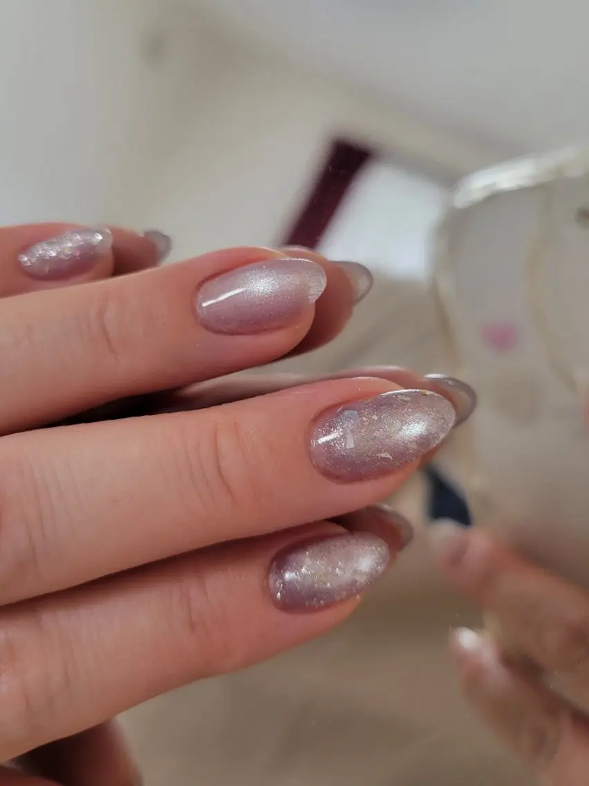 ネイル マグネットネイル nail room  eu.  Hiroeのネイルデザイン