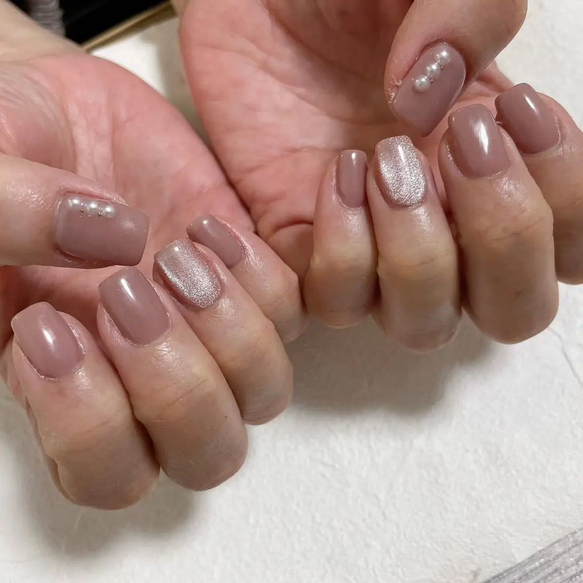 ネイル オーロラネイル フットネイル フレンチネイル ジェルネイル 韓国ネイル ハンドネイル mogunail &blowのネイルデザイン
