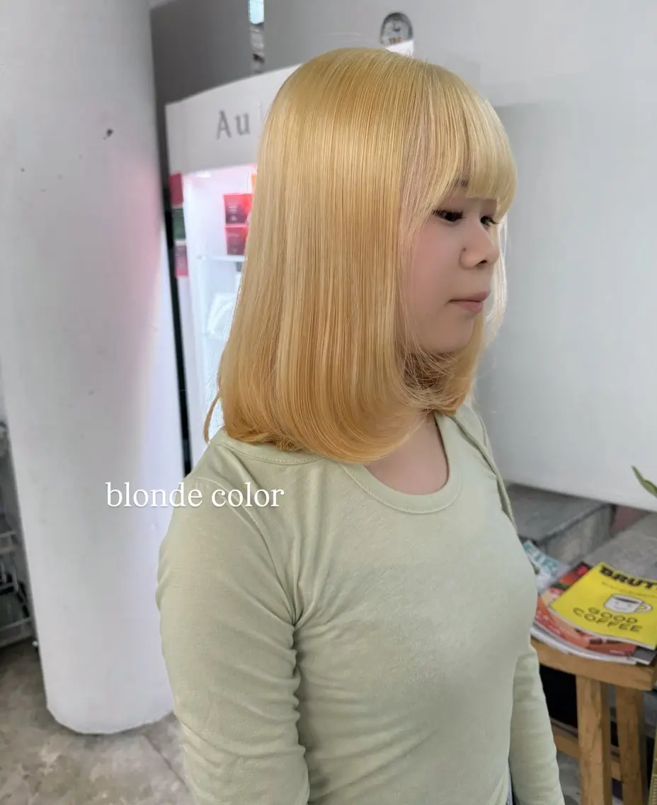 ミディアム cloe  武蔵小杉 RISAKOのヘアスタイル