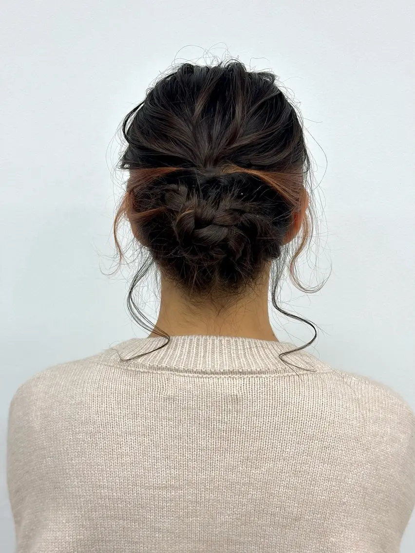 セミロング ヘアアレンジ 結婚式・ブライダル ヘアセット 山之内匠/艶カラー/ ハイトーン/ブリーチのヘアスタイル
