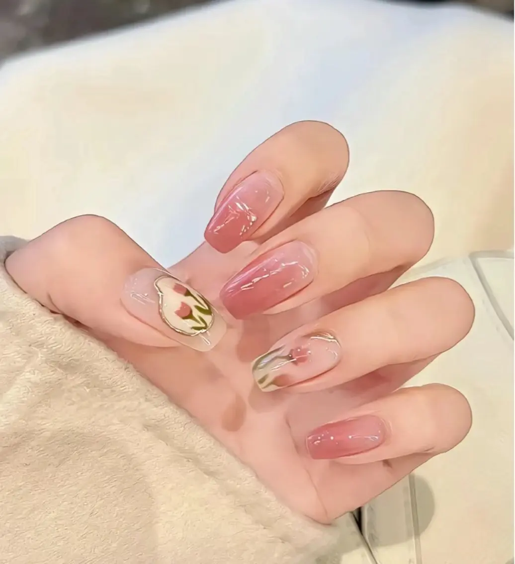 ネイル ハンドネイル YUYI.nail salonのネイルデザイン