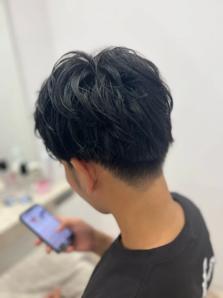 ショート パーマ メンズ メンズパーマ 🫧ぷる艶カラー🫧 Yuubi🦩のヘアスタイル