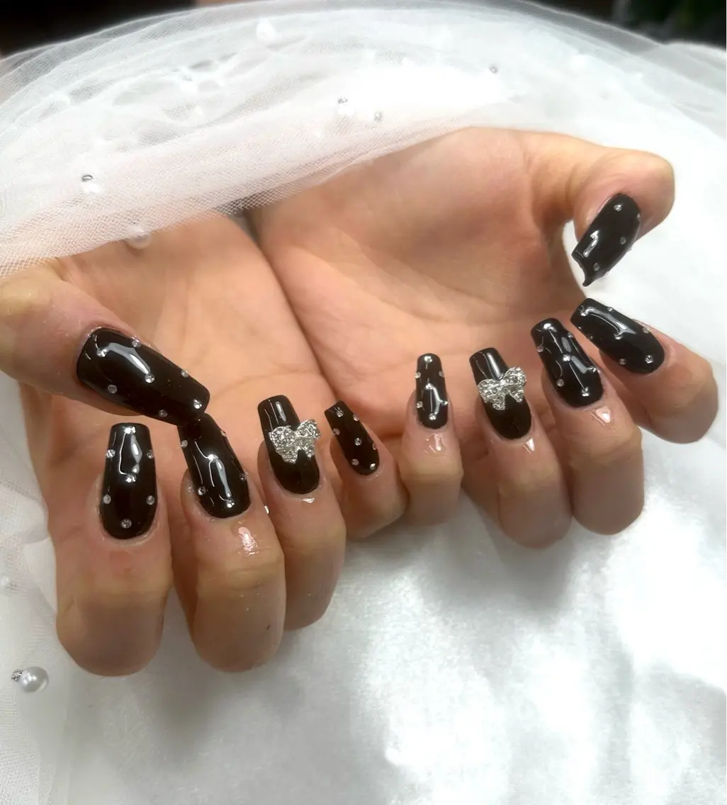 ネイル ハンドネイル Bijou Nails 有真のネイルデザイン
