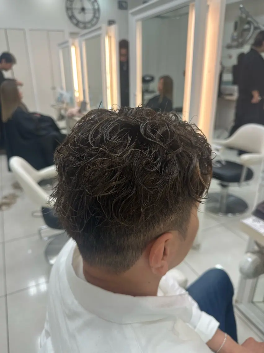 【メンズ限定】🌀カット＋パーマ🌀（ツイスパ、波巻き＋2200円）メンテナンストリートメント付きの写真