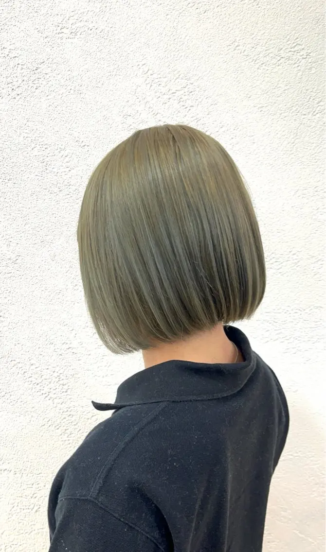 ショート カラー 山本梨華/ 透明感カラーのヘアスタイル