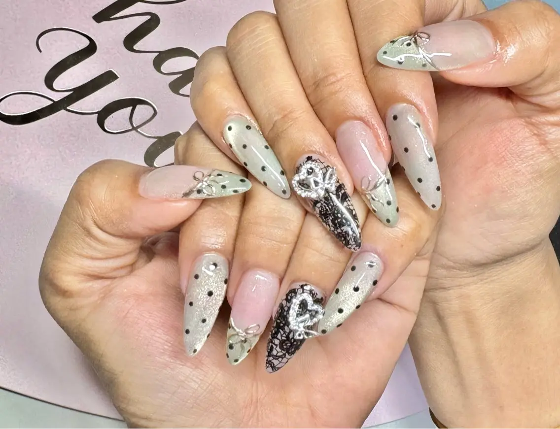 ネイル BENI 💅✨のネイルデザイン