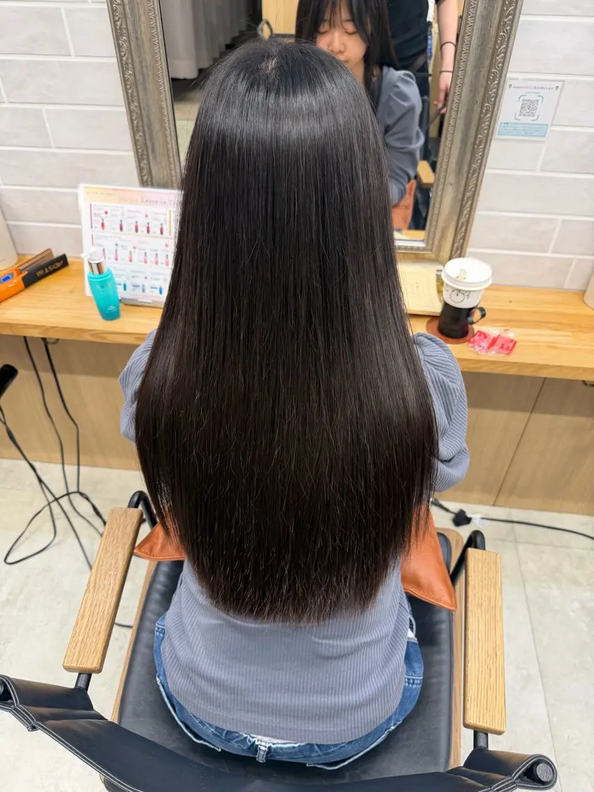 ロング 縮毛矯正 松本 琉衣のヘアスタイル