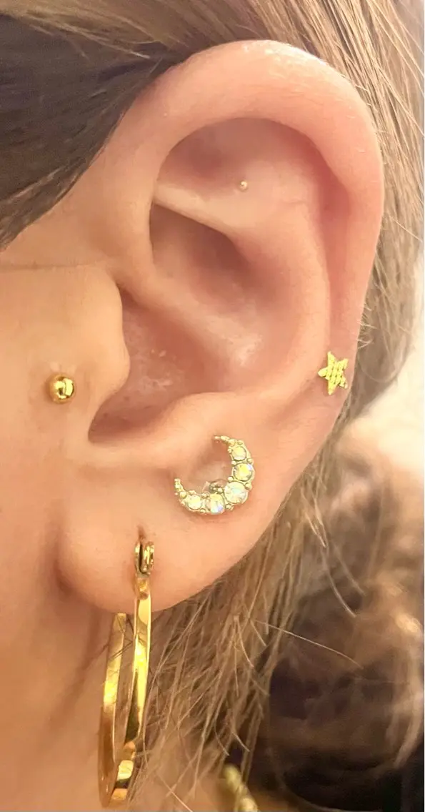 耳つぼジュエリー💎EJA耳つぼジュエリー協会認定取得！ダイエット、リフトアップ、花粉などお悩みに合わせてツボ刺激！の写真
