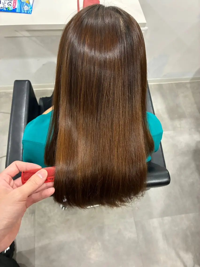 セミロング カット 縮毛矯正 トリートメント 【ブリーチ縮毛矯正】 TAKUMIのヘアスタイル