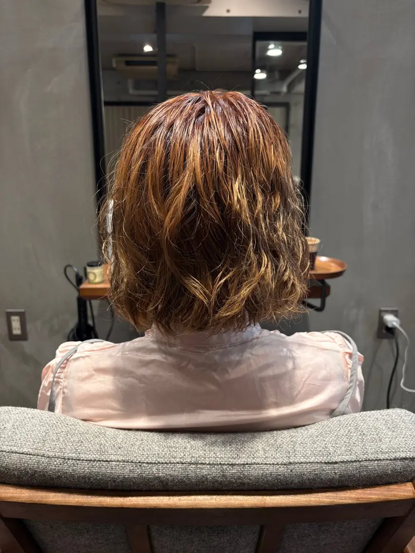 パーマ ミウラ ハナキのヘアスタイル