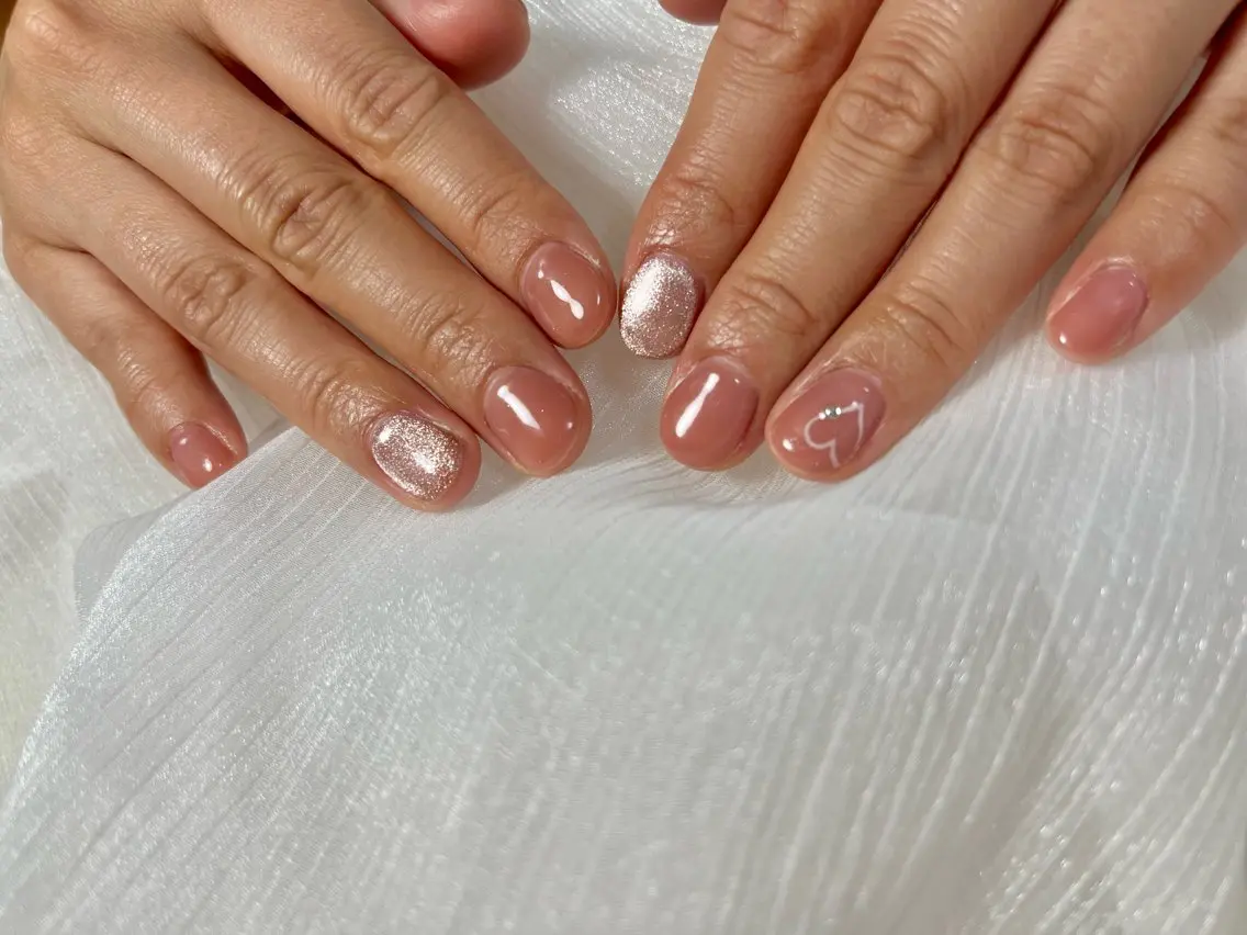 ネイル オーロラネイル フットネイル フレンチネイル ジェルネイル ハート kiki nail たまプラーザのネイルデザイン