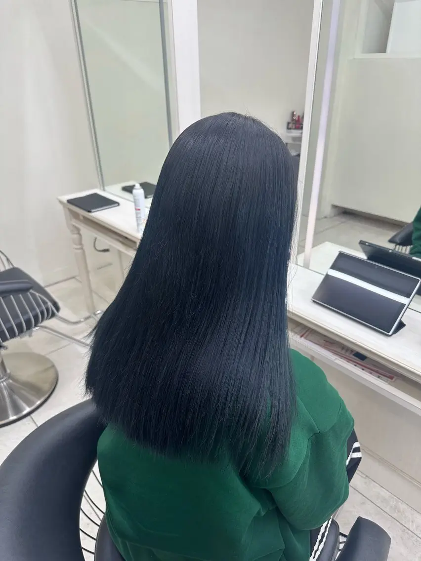 ロング カラー ブリーチ ブルーカラー 縮毛矯正 カット 艶髪／ブリーチ🌟 銀座/HARUKAのヘアスタイル