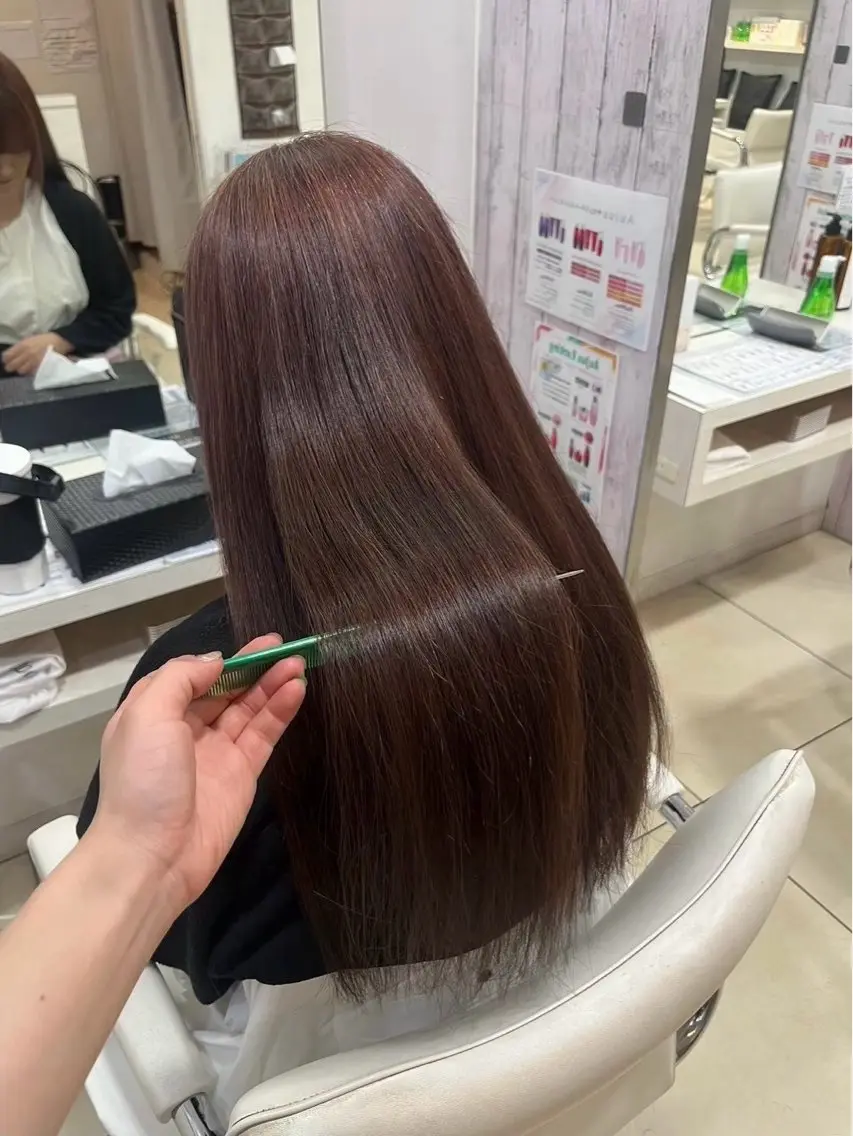 ロング カラー ヘアカラー トリートメント 🫧透明感 ×艶🫧 吉田 陽菜のヘアスタイル