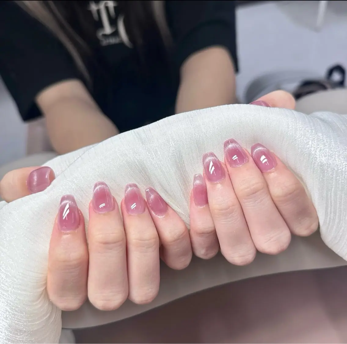 ネイル R Nailのネイルデザイン