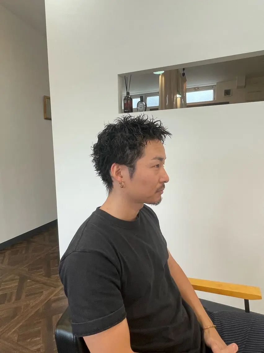 パーマ メンズ メンズパーマ スパイキーショート カット 鮎川 竜汰のヘアスタイル