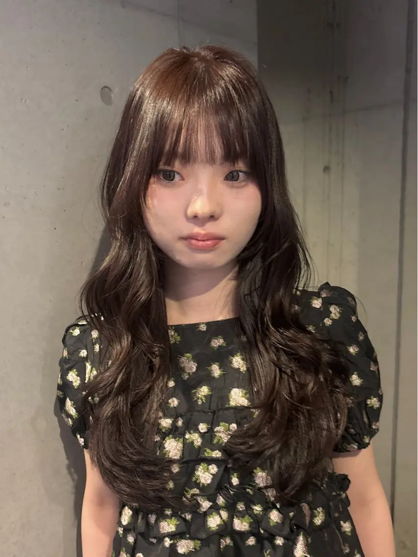 ロング カラー ブラウンカラー チョコレートブラウン カット ヘアカラー トリートメント 韓国レイヤー/透明感 カラー/RIN🎀のヘアスタイル