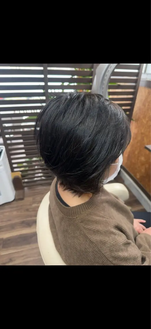 ミディアム ボブ カット 山宮 雅次のヘアスタイル