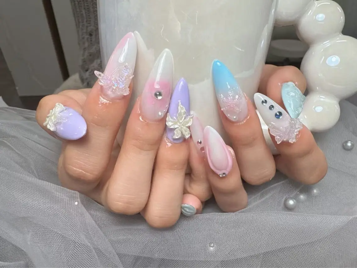 ネイル W·mai nail 関内のネイルデザイン