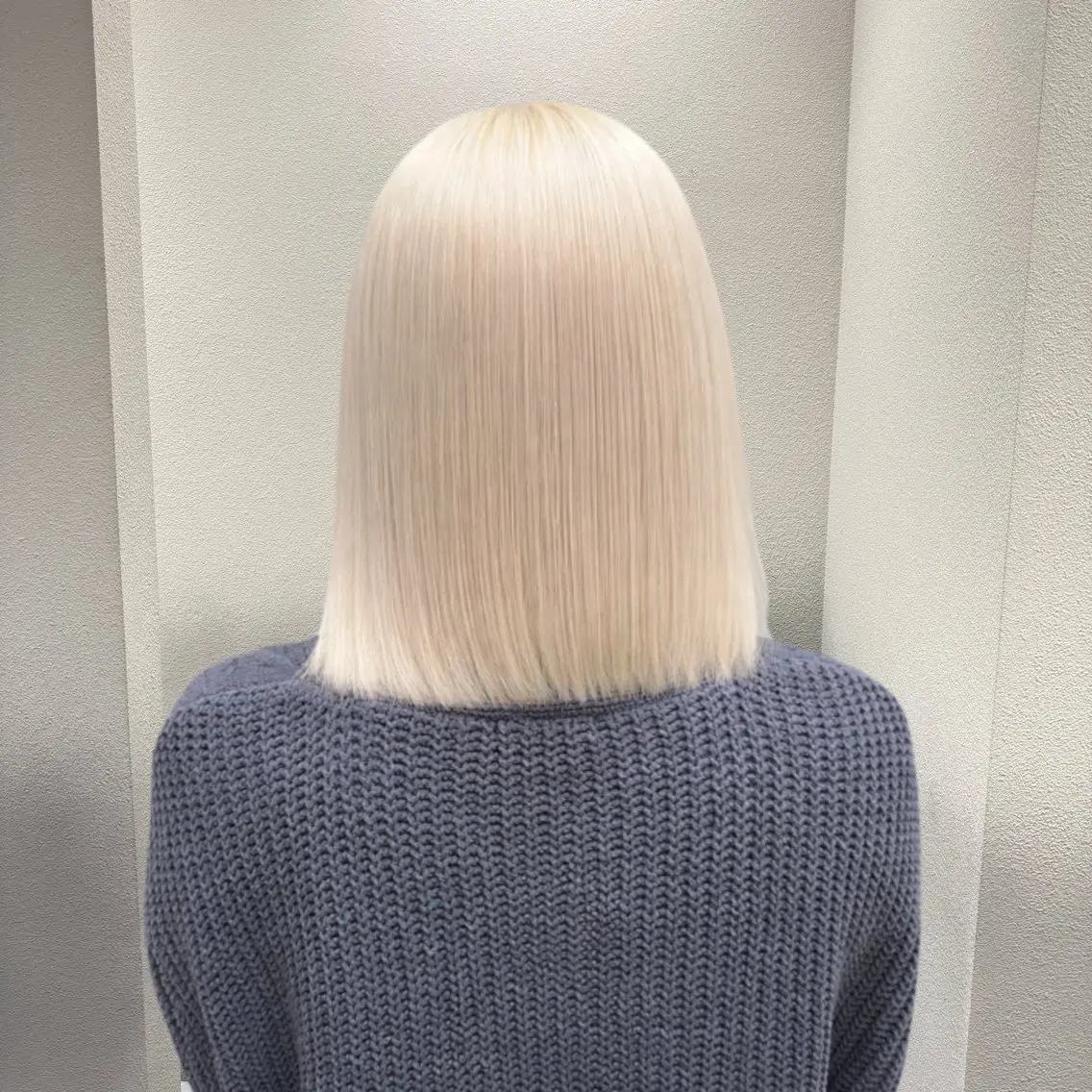 ショート カラー ブリーチ ケアブリーチ ハイトーンカラー 縮毛矯正 トリートメント ヘアカラー ✨ブリーチ支持No1 複雑履歴修正/舘岡のヘアスタイル