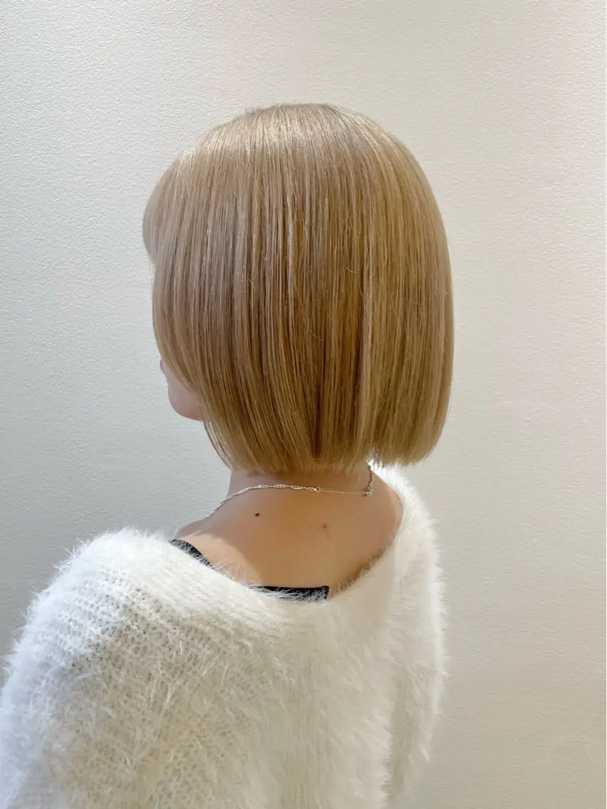 ミディアム カラー 流行デザイン特化 東方  舜のヘアスタイル
