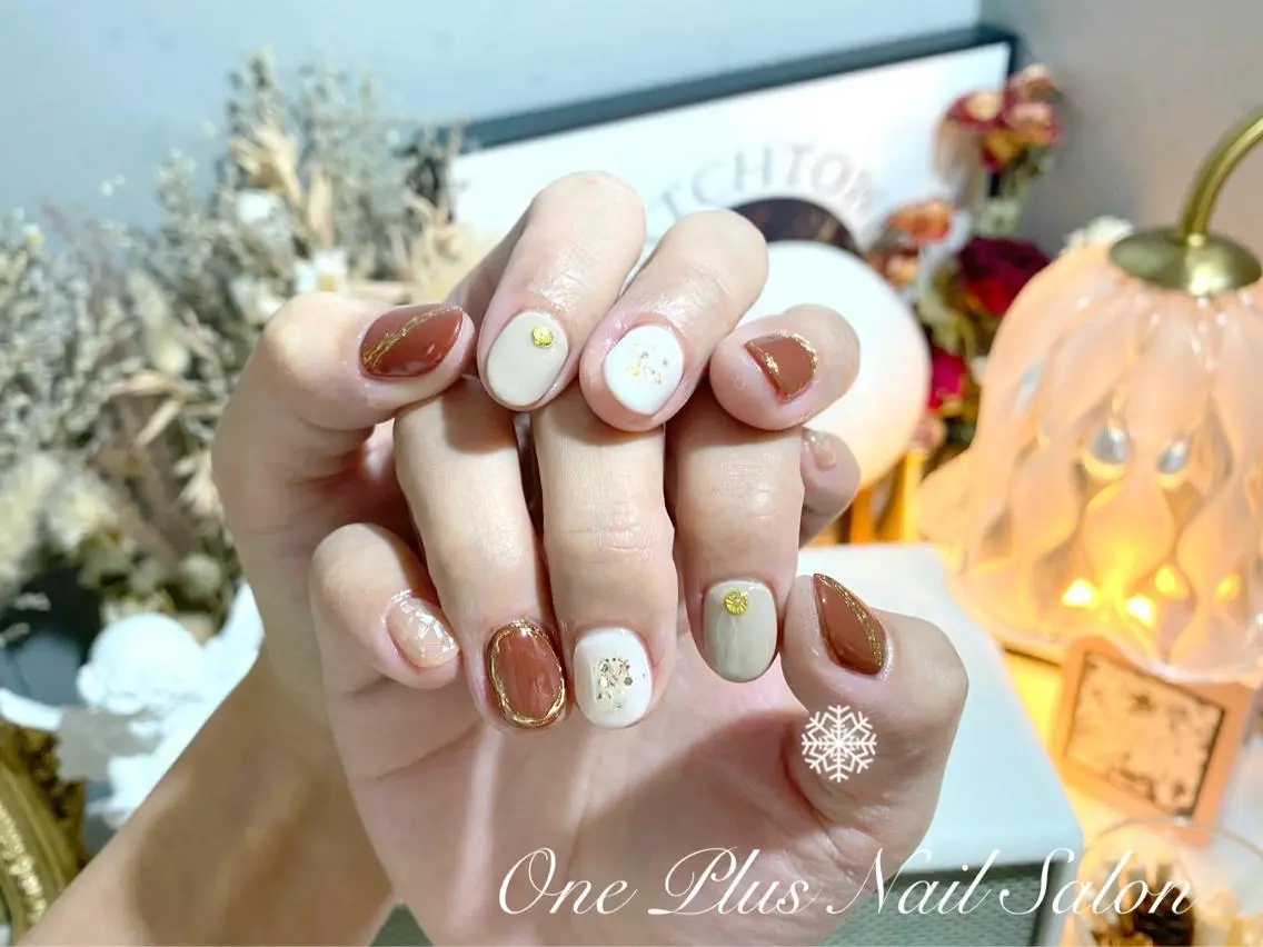 ショート ネイル ハンドネイル One Plus Nail Salonのネイルデザイン