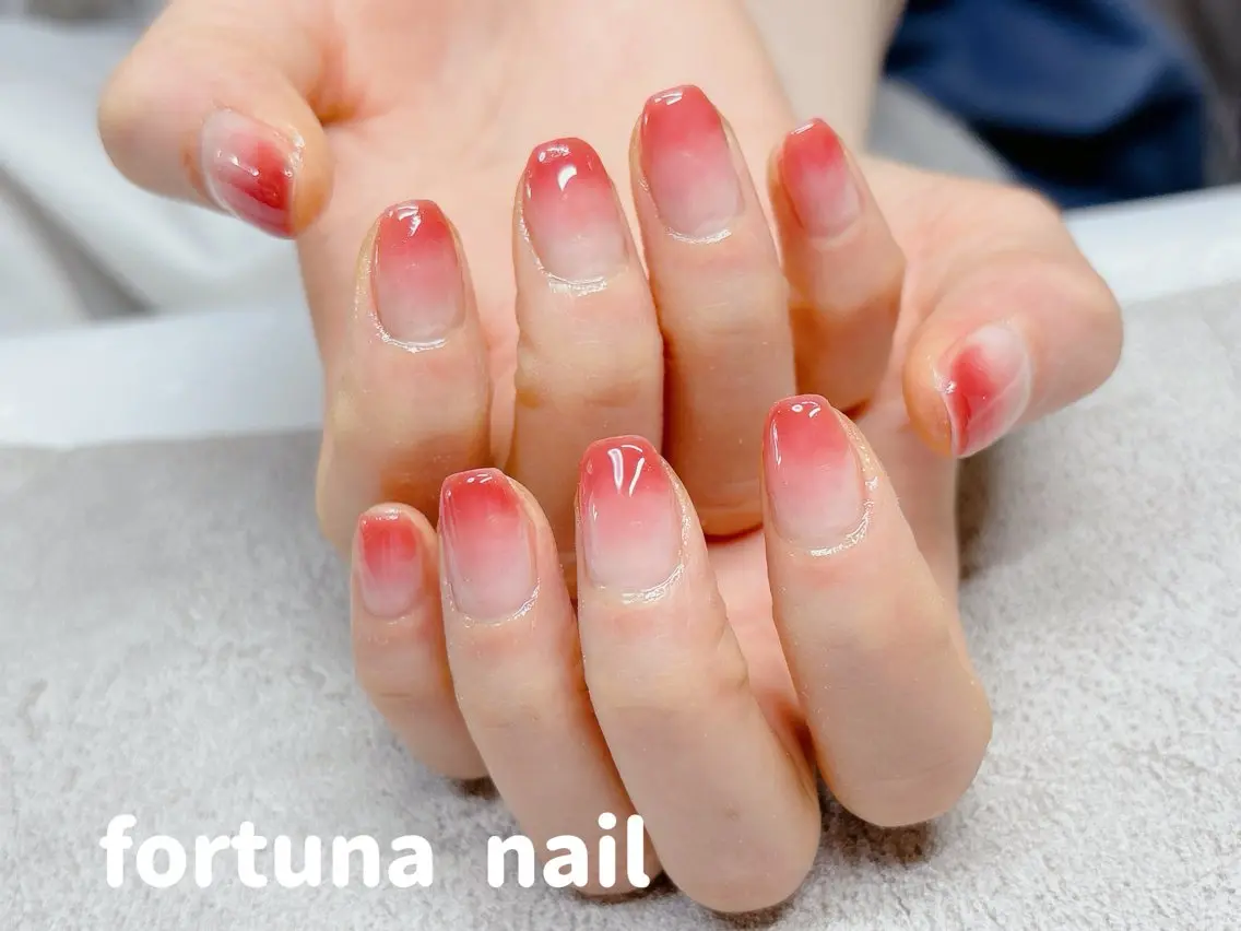 ネイル Nail •Head スパFortunaのネイルデザイン