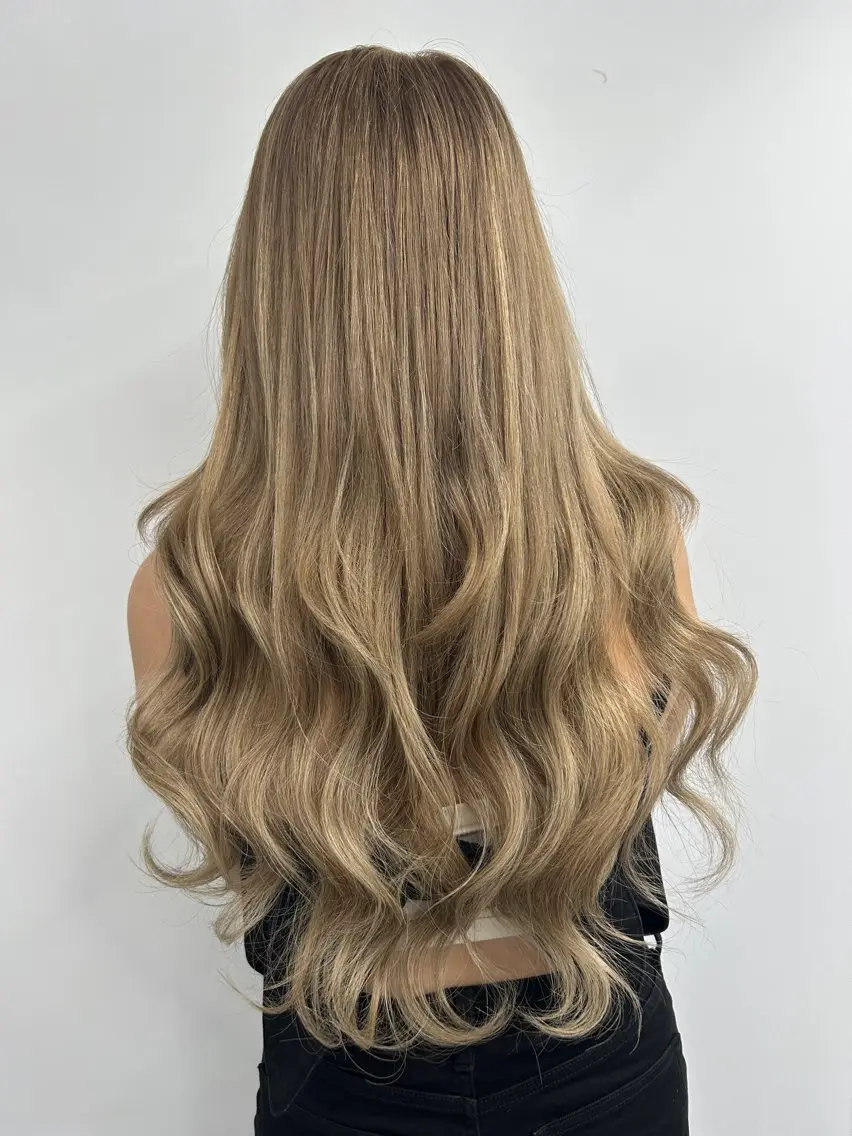 ロング カラー シールエクステ バレイヤージュ ハイライトカラー ハイトーンカラー エクステ ヘアカラー エクステ レイヤー/エクステ alpha下妻のヘアスタイル