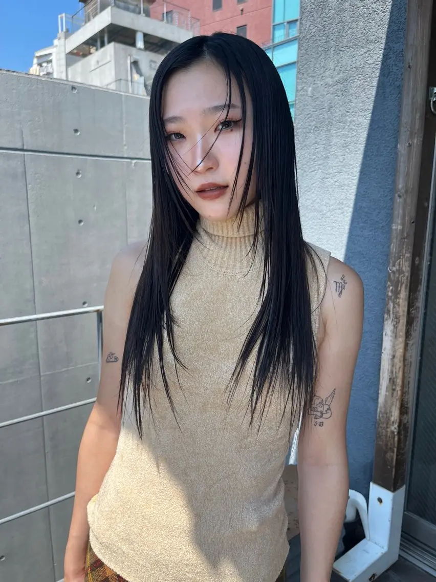 セミロング ボブ 顔まわりレイヤー ハイレイヤー 韓国風ヘア レイヤーカット レイヤーカット\ウル フ　chinatsuのヘアスタイル
