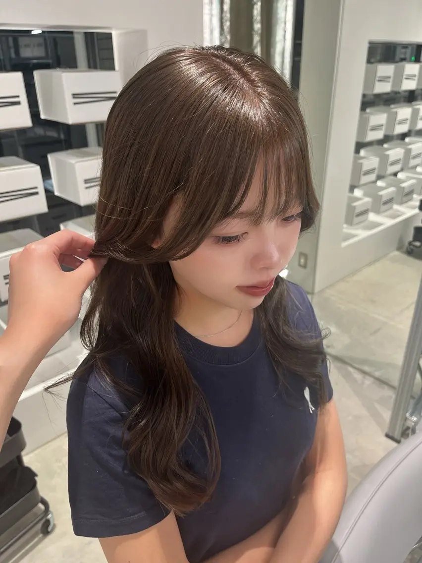 ロング カラー カット ヘアカラー トリートメント nanase / レイヤーカットのヘアスタイル