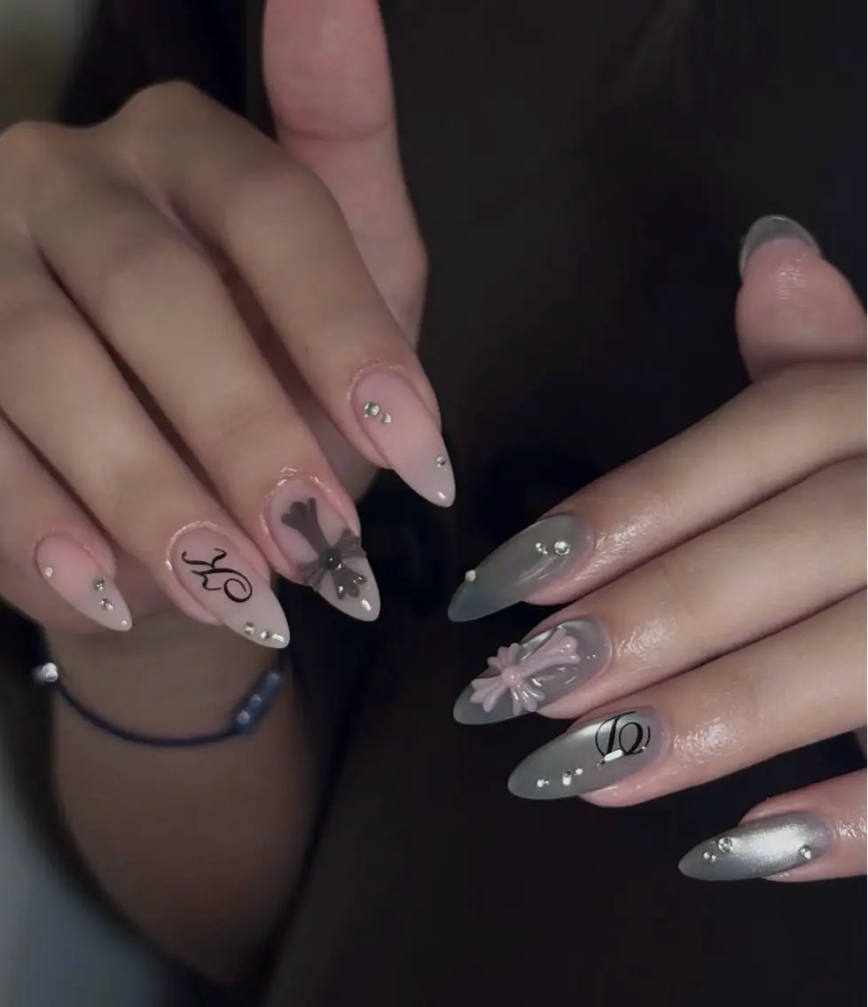 セミロング ハンドネイル Hi beauty 渋谷のネイルデザイン